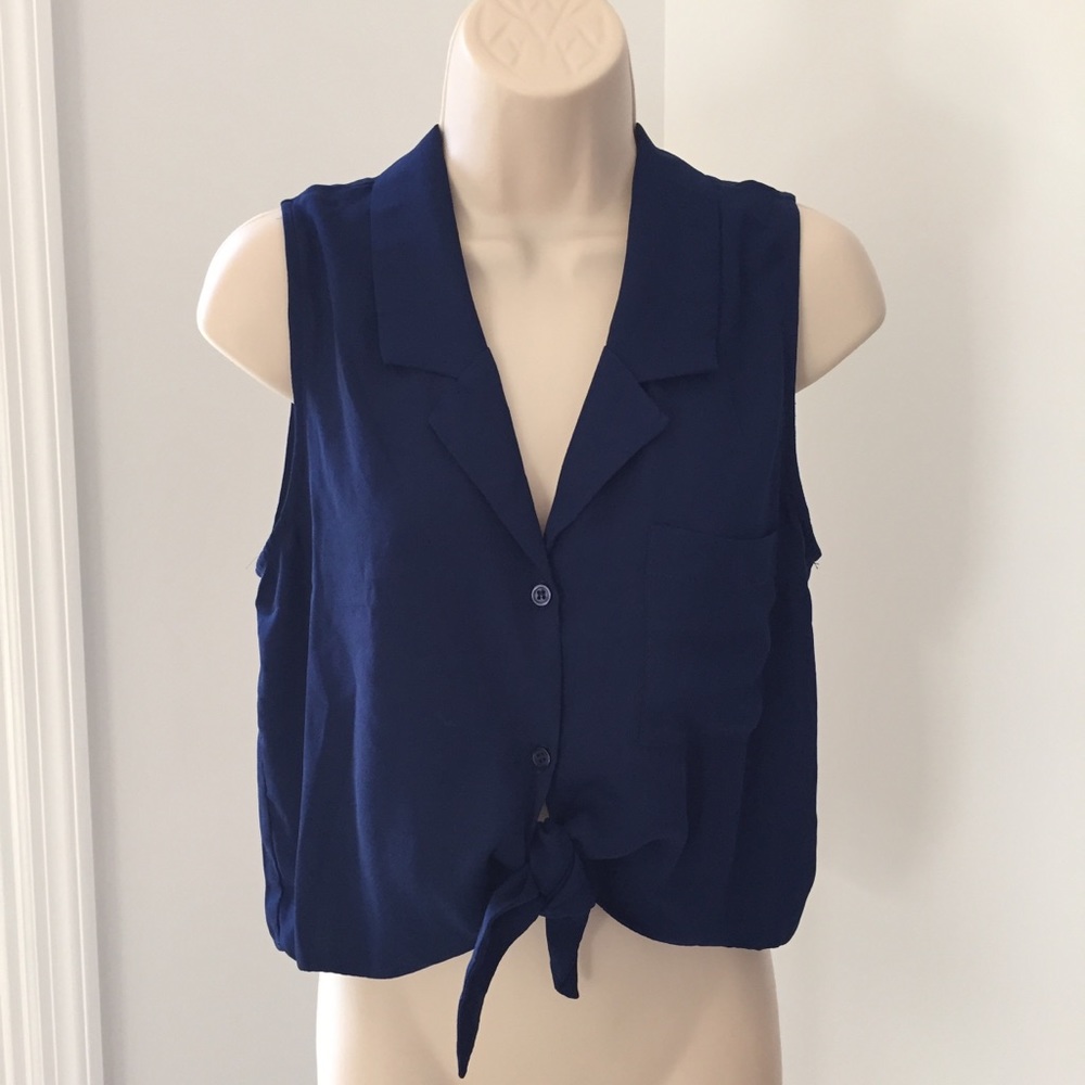 NEW CROP TOP BLOUSE TIE FRONT NAVY CASUAL NWT